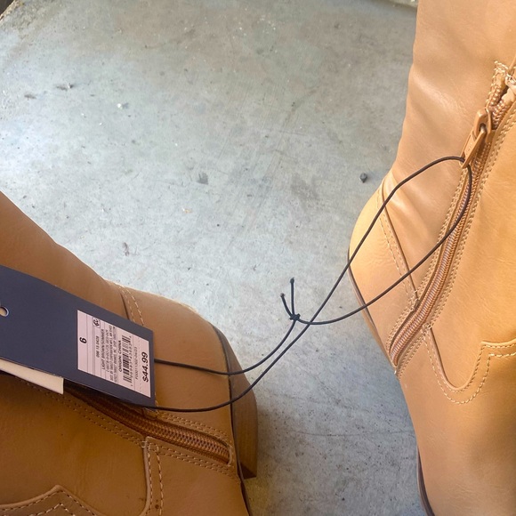 Sommer Western Light Brown Knee-High / Memory Foam Women’s Boots - Picture 4 of 9